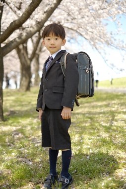 入学式の男の子