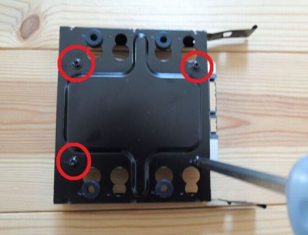 ssdの取り付け1